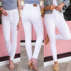 Judy Blue High Rise White Skinny Jeans